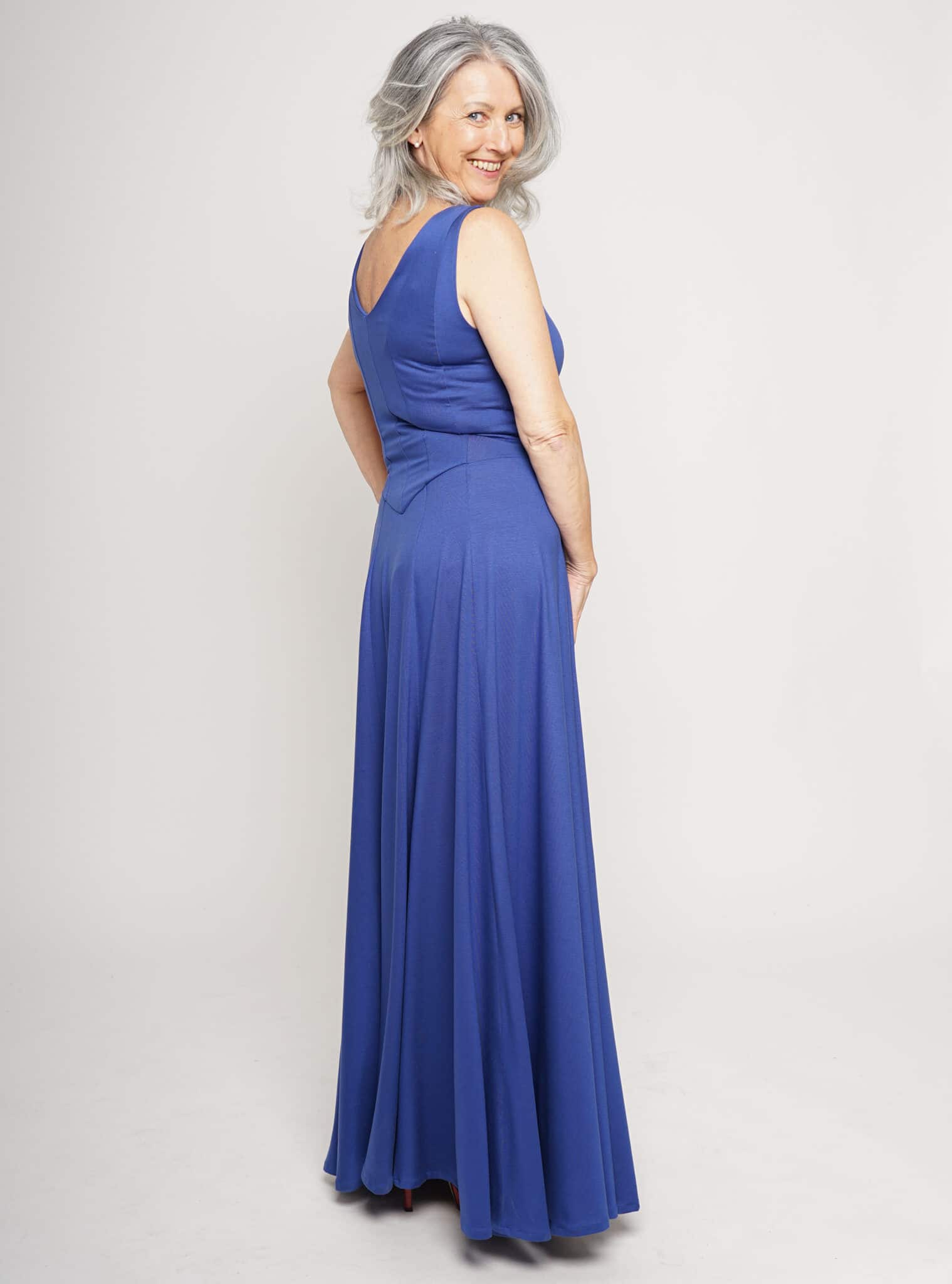 Abendkleid in Königsblau – Bild 11