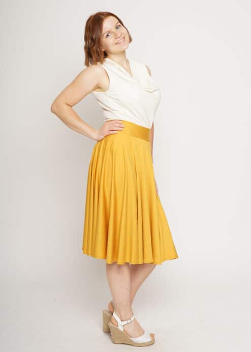 Alternative view of Tellerrock unbedruckt