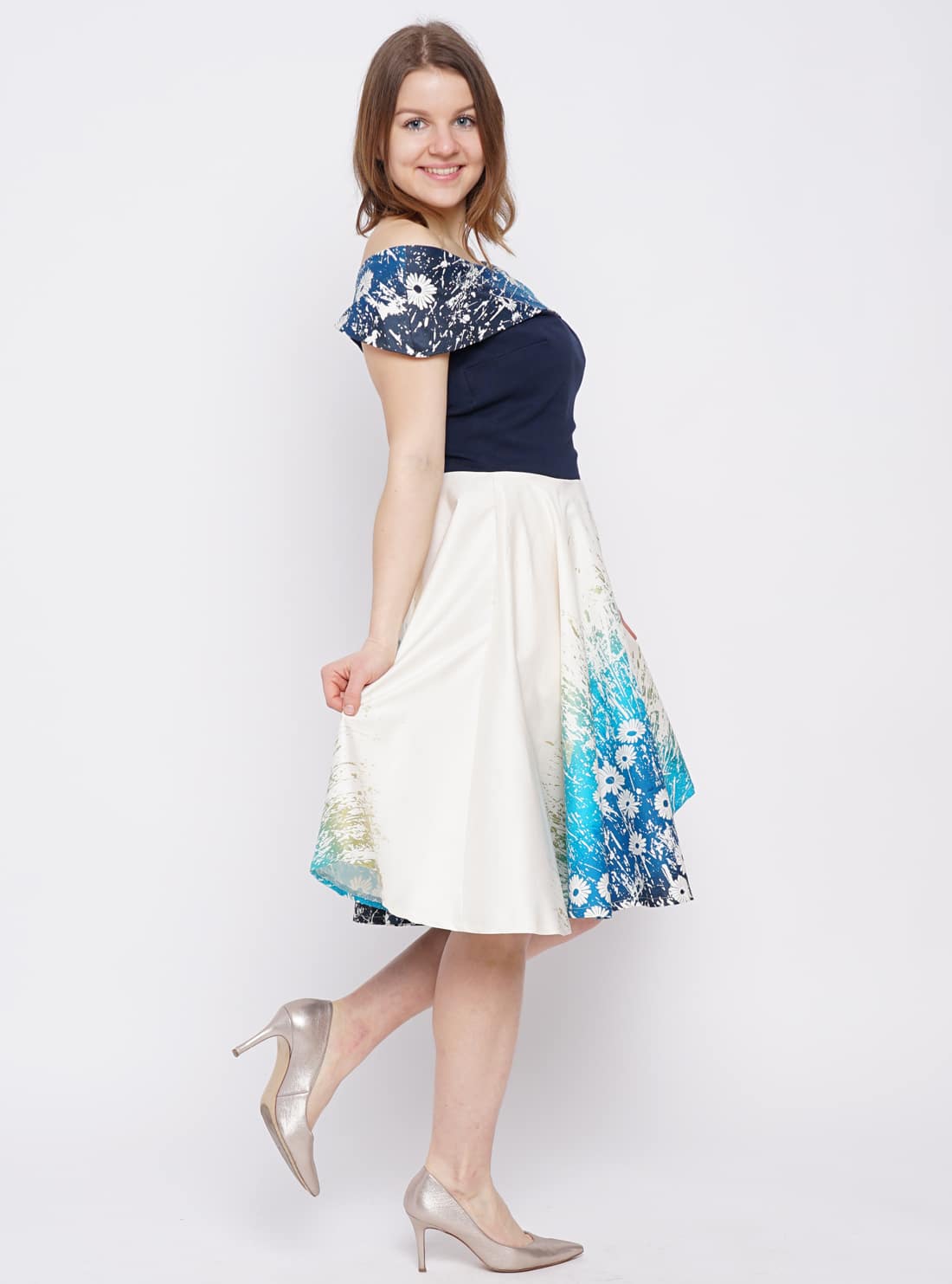 Tanzkleid Wiesengemälde – Bild 2