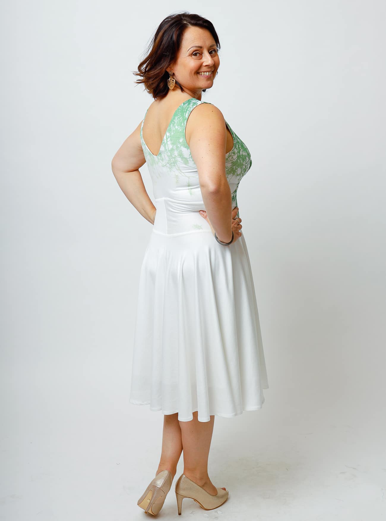 Tanzkleid Föhrenzauber in Weiß – Bild 2