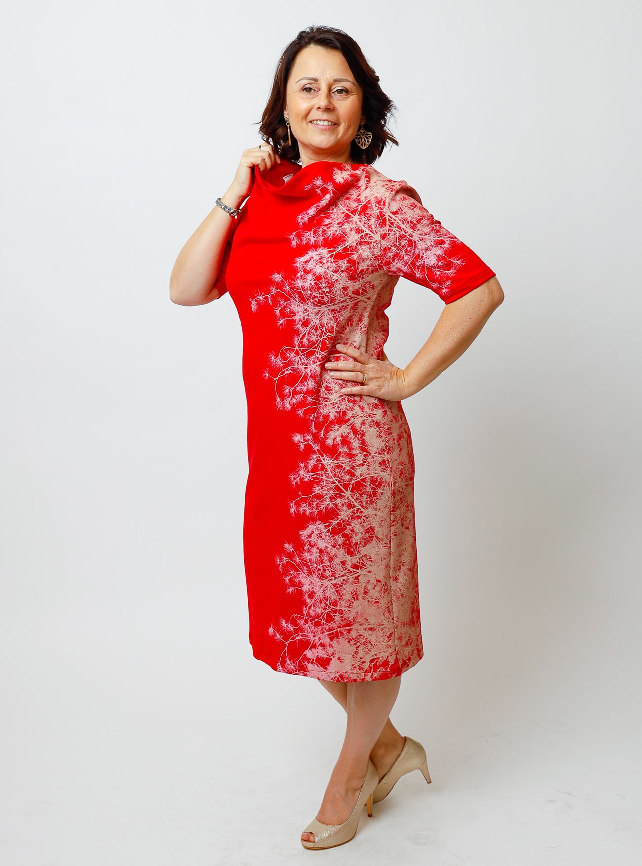 Wasserfallkleid Föhrenzauber Rot – Bild 5