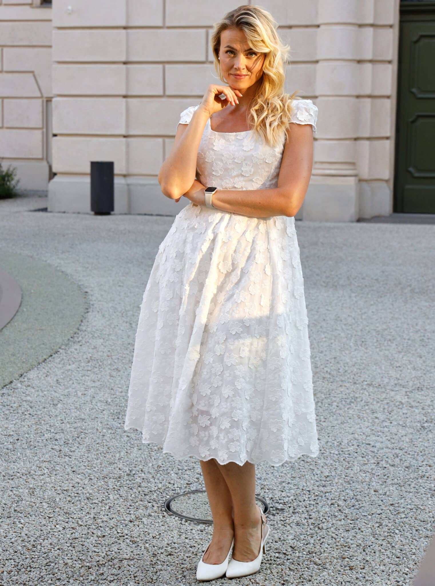 Blumenkleid aus Baumwollspitze – Bild 4