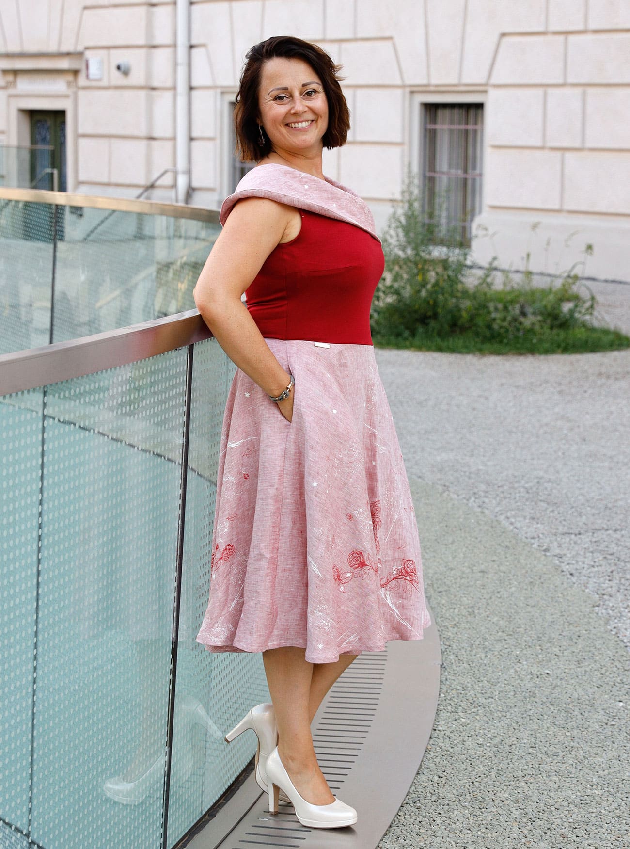 Portraitkragenkleid "Rosentraum" – Bild 3