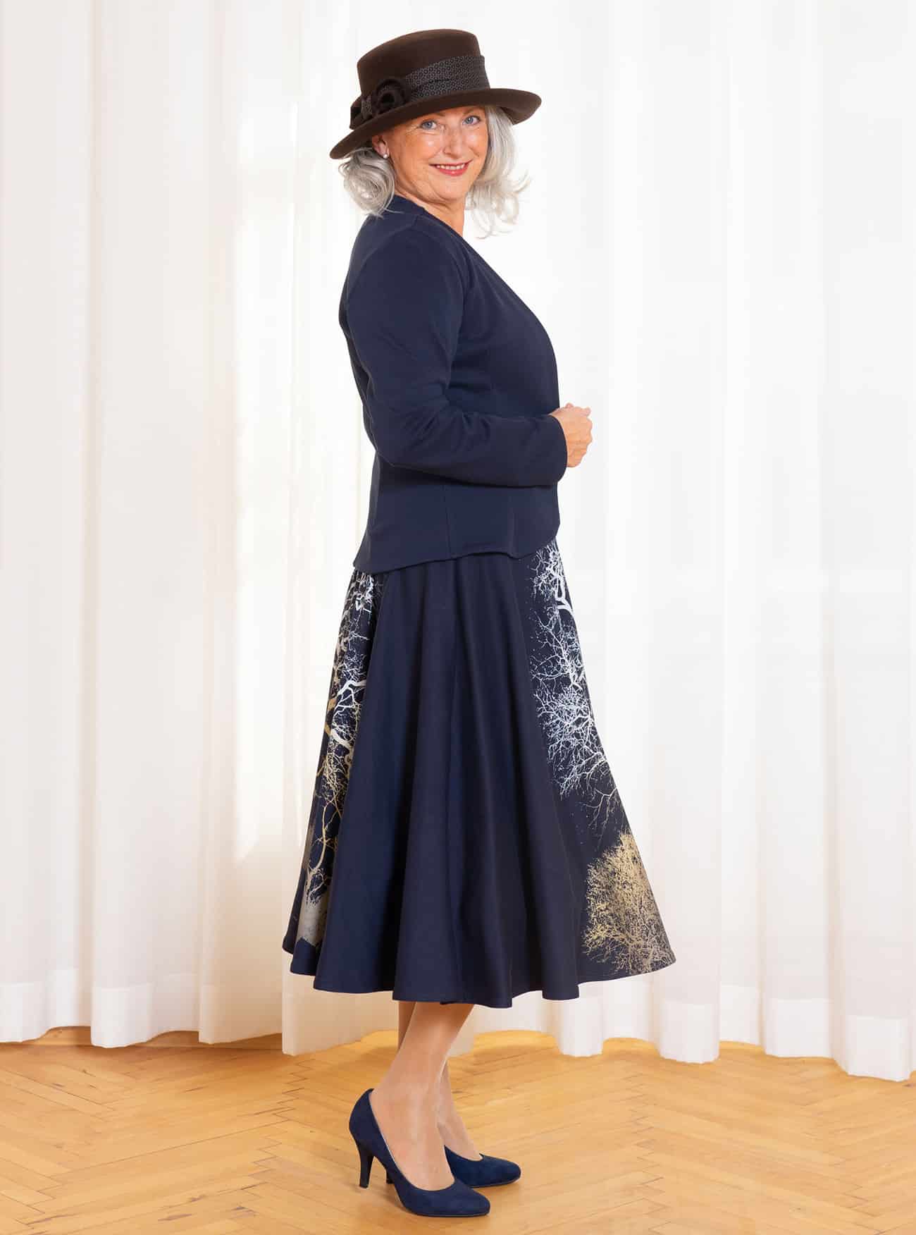 Bio-Tellerrock "Zauberlandschaft" in Dunkelblau – Bild 2