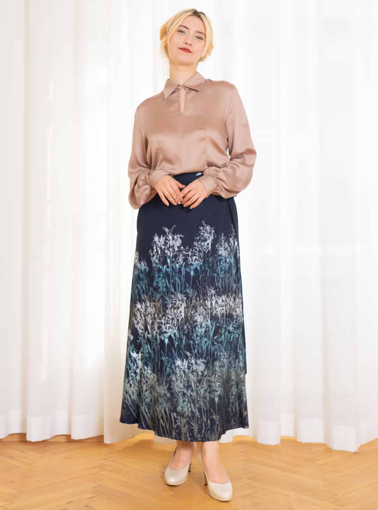 Bodenlanger Wickelrock Mystic Iris in Navy