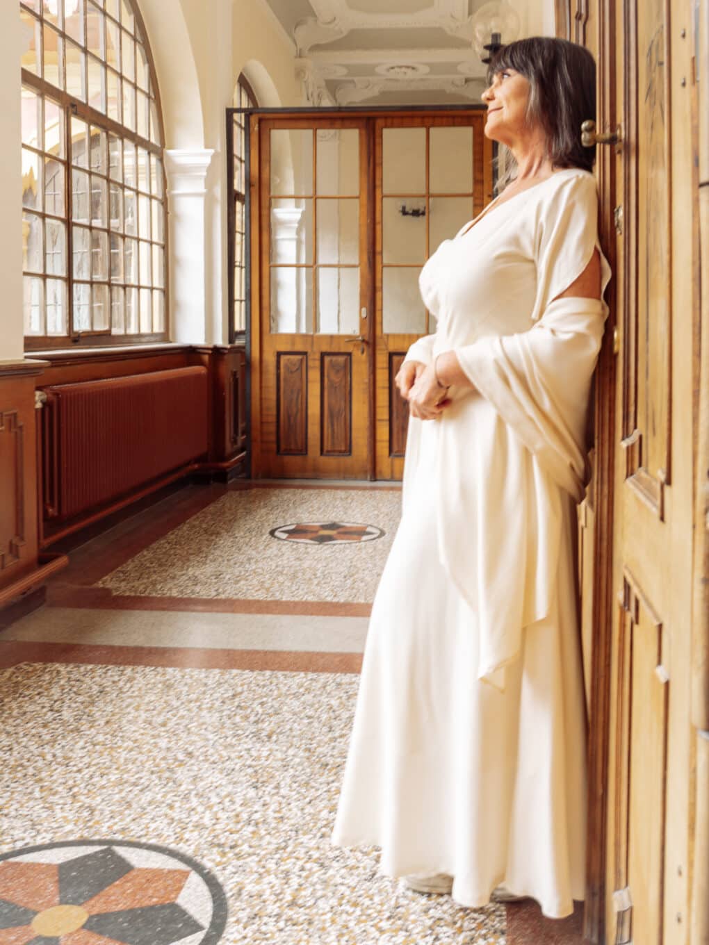 Hochzeitskleid_Creme_Peaces_Biomode_Biofestkleid_Crepe_Abendkleid_Festkleid