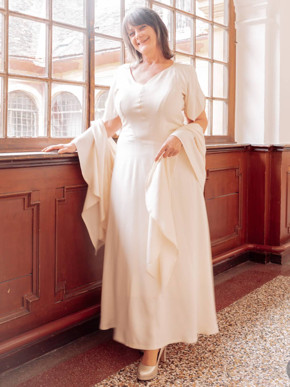 Hochzeitskleid_Creme_Peaces_Biomode_Biofestkleid_Crepe_Abendkleid_Festkleid
