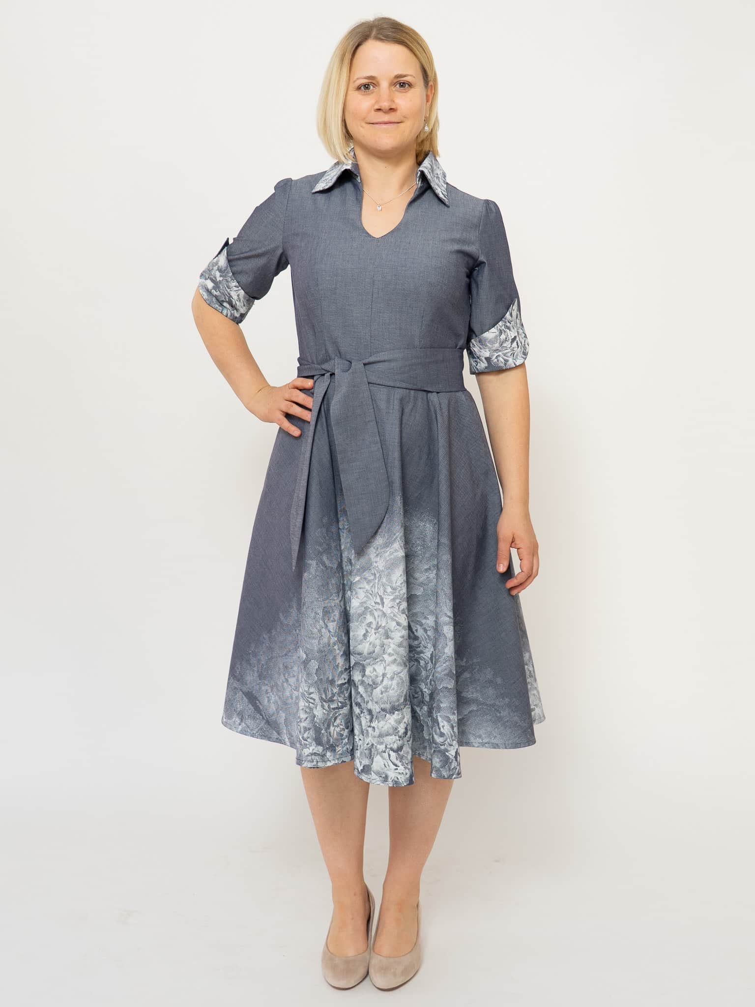 Jeanskleid Rosengeheimnis – Bild 5