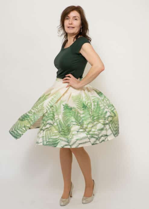 Alternative view of Kellerfaltenrock Farnzauber aus Satin