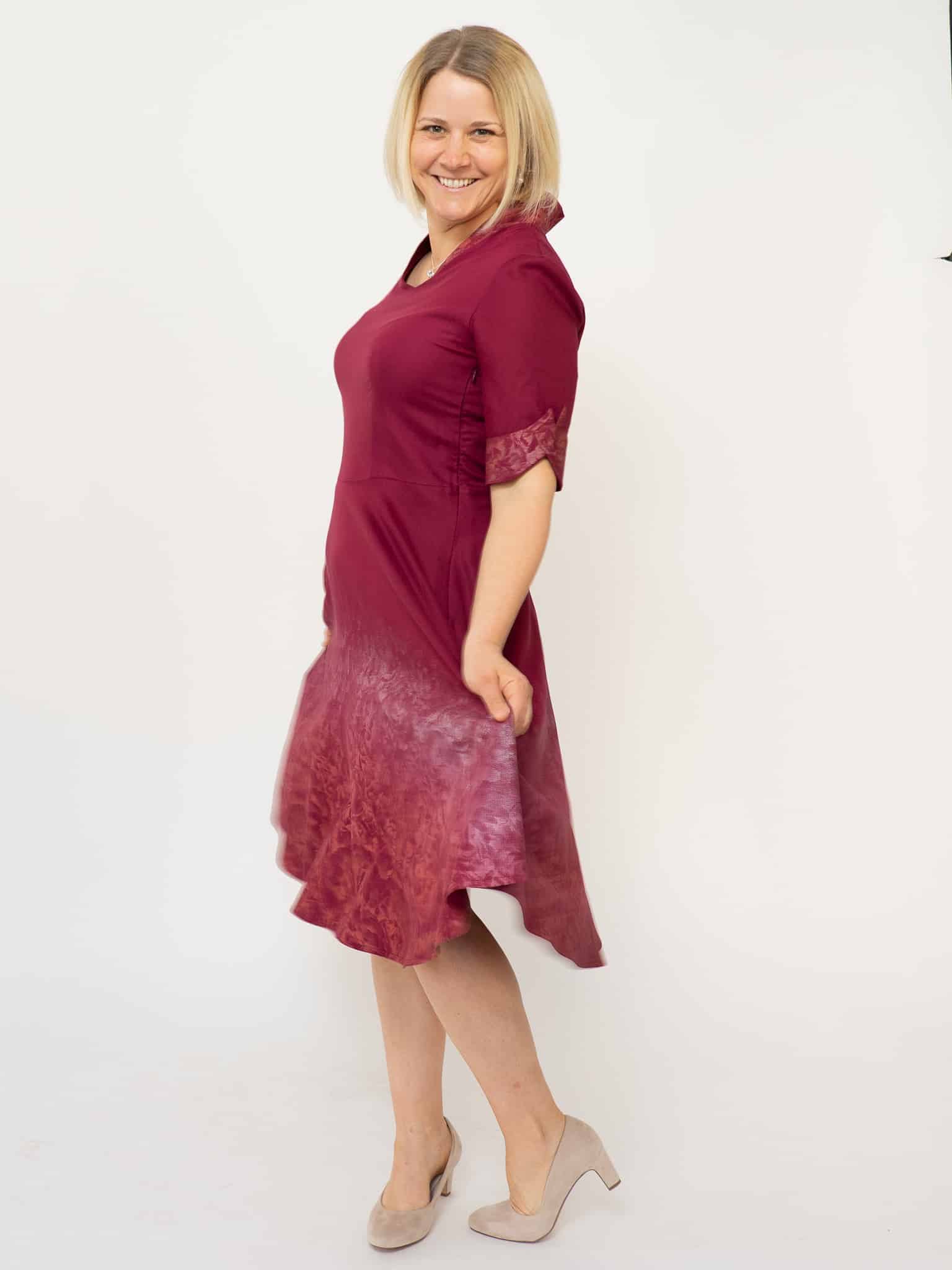 Freudetanzkleid Rosengeheimnis in Bordeaux – Bild 6