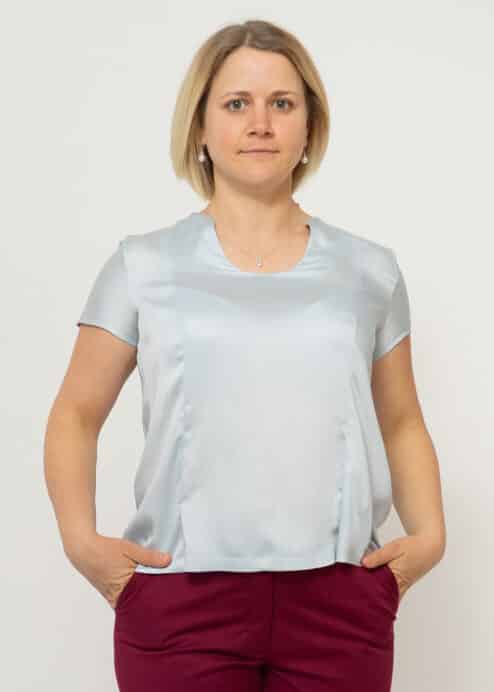 Blusenshirt aus Ecoviskose in Hellblau