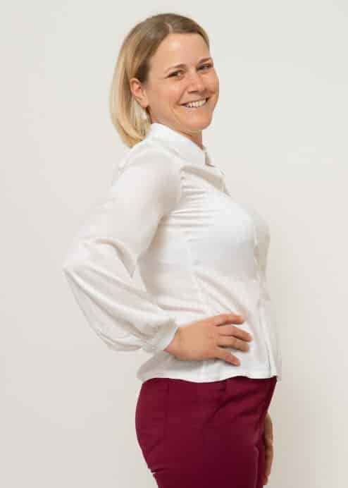 Romantikbluse aus Ecovero Rayon Satin – Bild 3