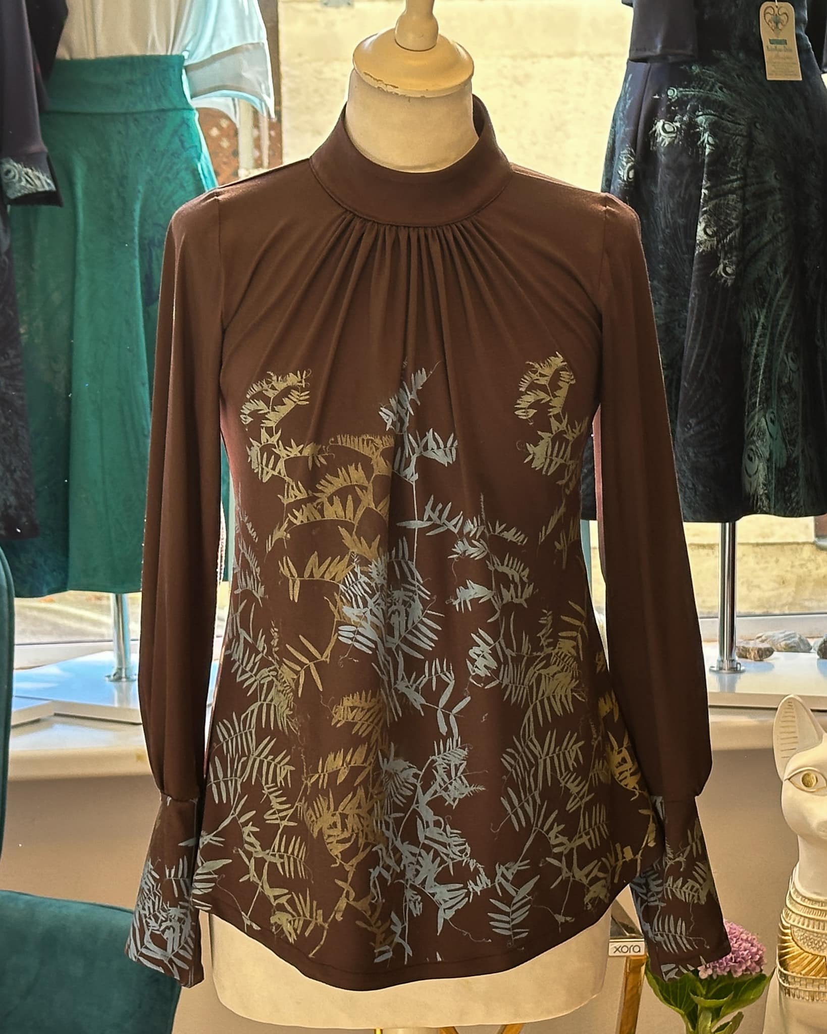 Tencel-Edelbluse von Peaces.bio - Made with love in Austria
